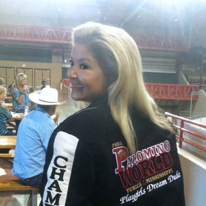 Meet your Posher, Paige warth